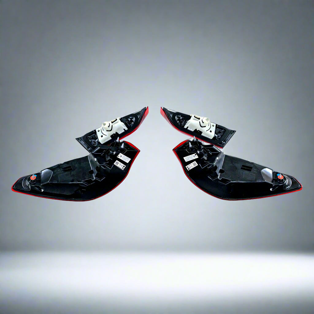 CSL Style OLED Dynamic Taillight Assembly For BMW G22/G82 430i, M440i, M4