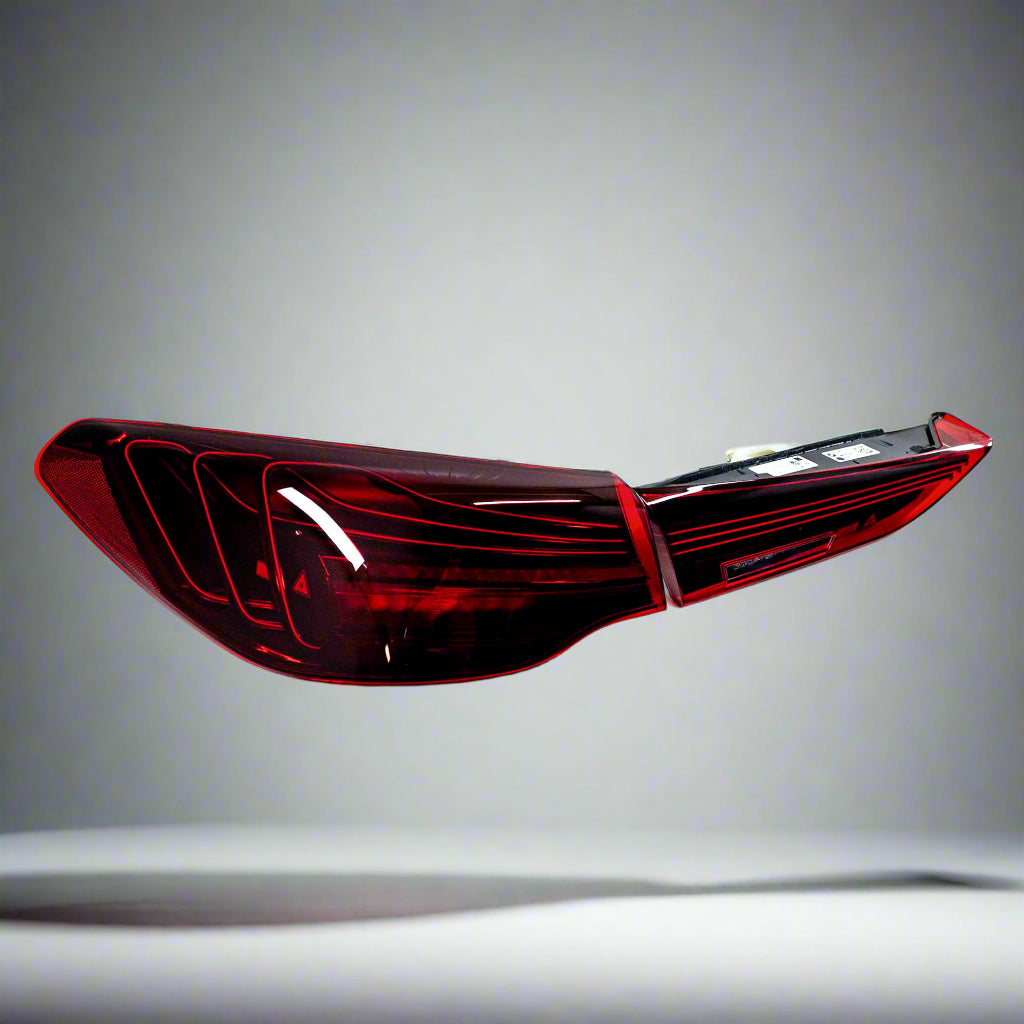 CSL Style OLED Dynamic Taillight Assembly For BMW G22/G82 430i, M440i, M4