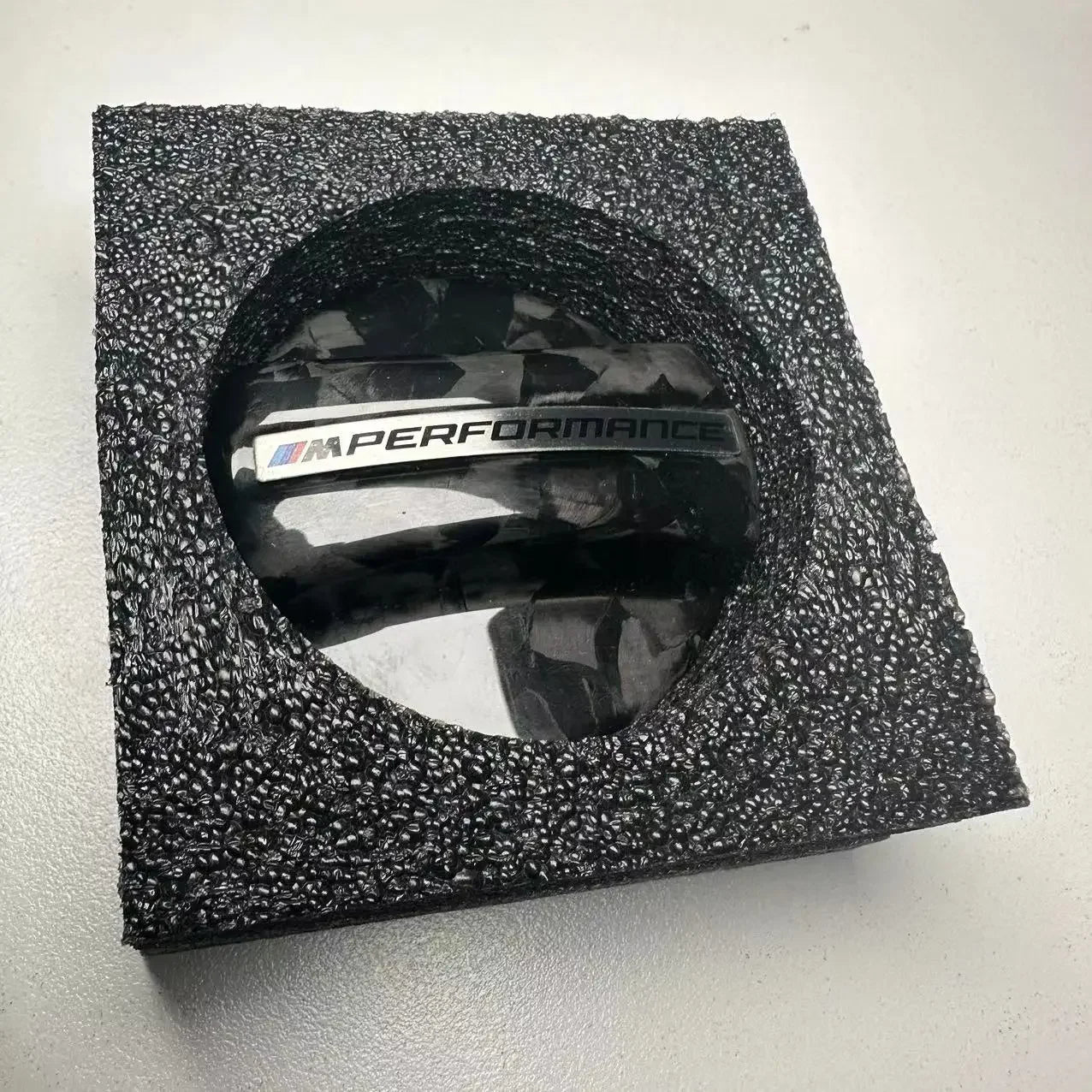 Carbon Fiber Fuel Tank Cap For BMW E90 E92 F01 F02 G02 G30 F10 F11 F12 F16 F20 F21 F30 F31 F32 F34 F36 F80 F82