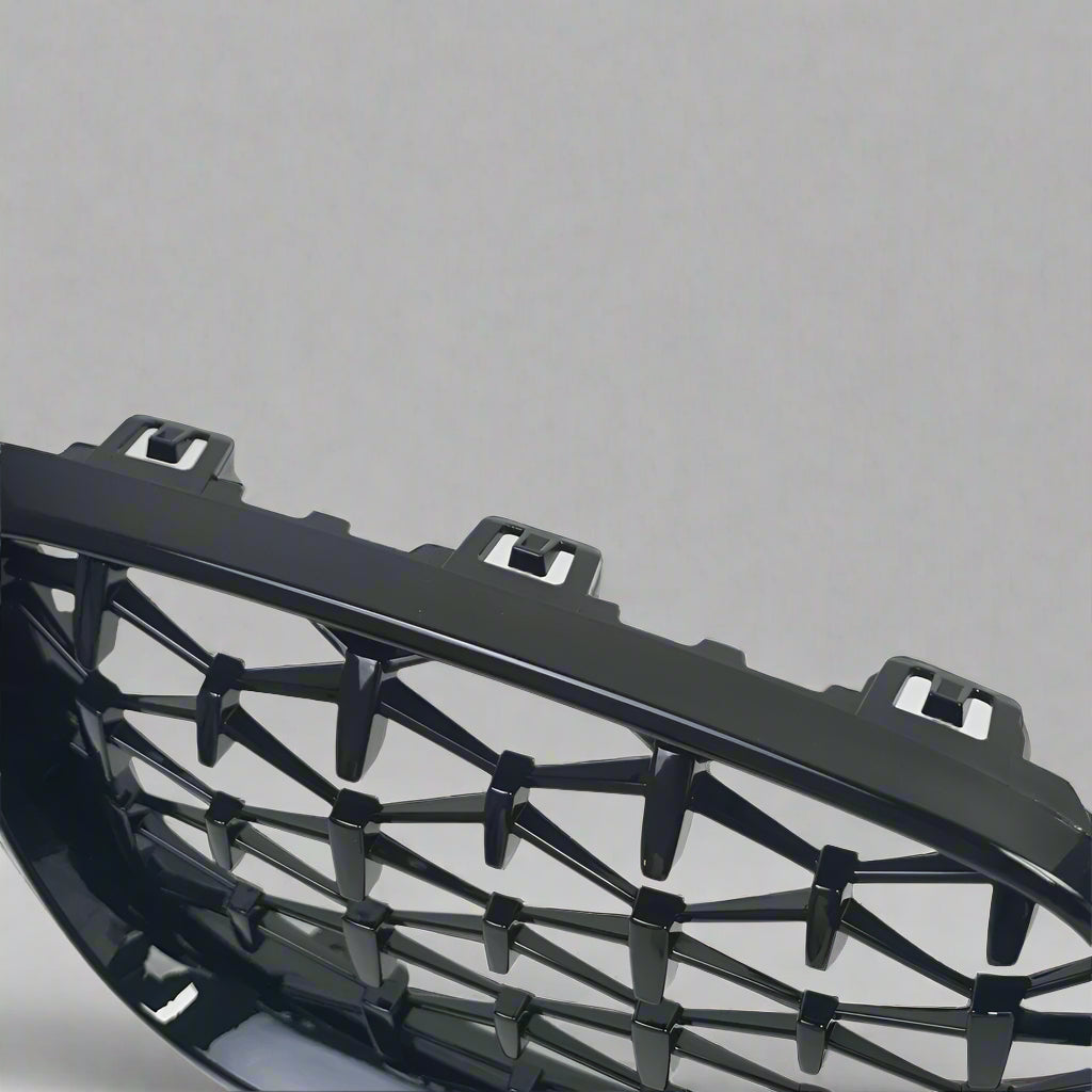 Diamond Front Kidney Grill For BMW 2 Series F22/F23/F87 (2014-2019)