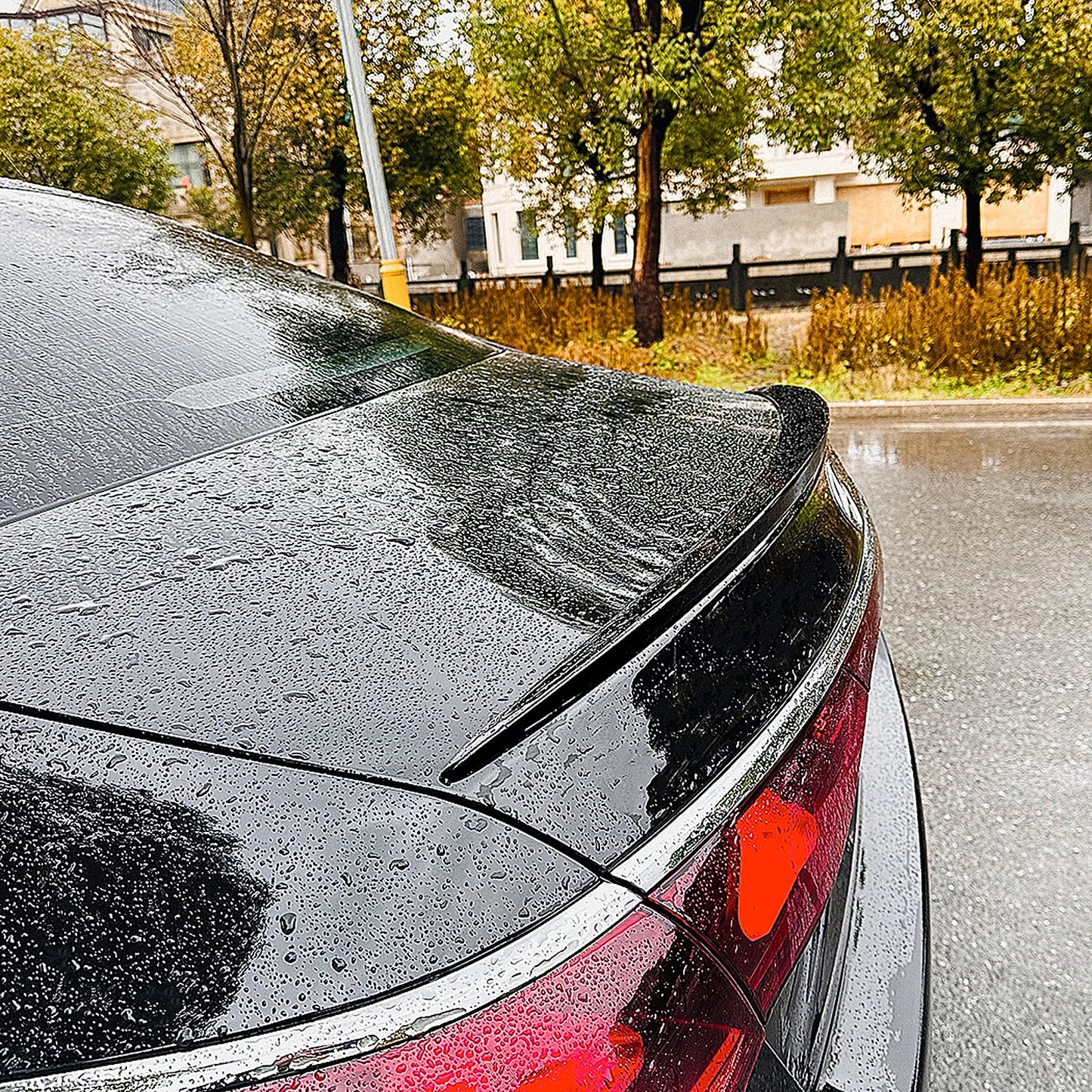 Rear Trunk Spoiler for Mercedes-Benz E-Class W214 (2024+) | Carbon & Black