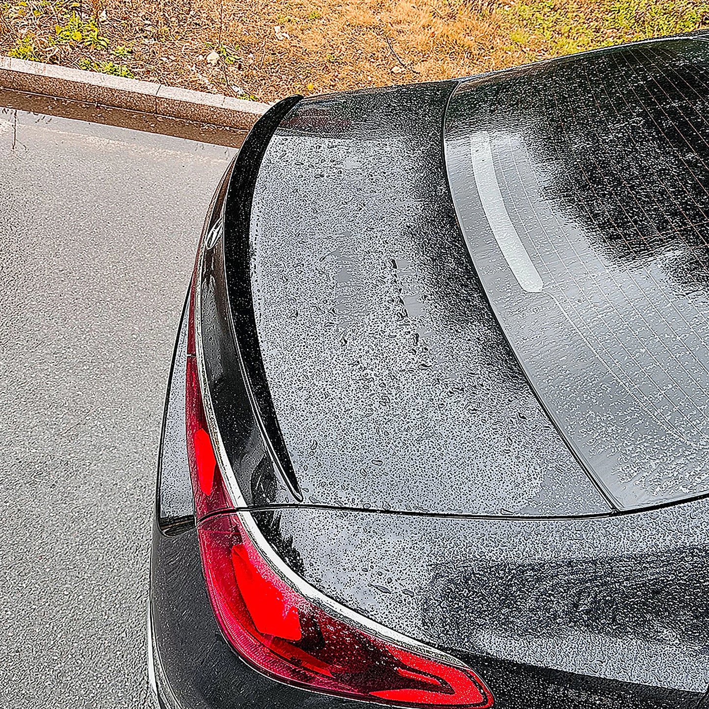 Rear Trunk Spoiler for Mercedes-Benz E-Class W214 (2024+) | Carbon & Black