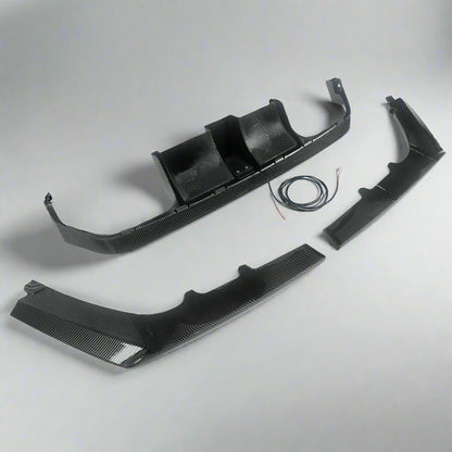 F1 Style Rain Light Diffuser for BMW F80 F82 (M3 & M4) | Carbon Fiber